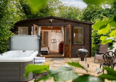 Luxury holiday chalet with hot tub in Dorset. Sleeps 2 guests | Downwood Holidays