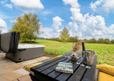 Hambledon Hill is a luxury holiday cottage that sleeps 6. It is dog-friendly and has a hot tub | Downwood Holidays, Dorset